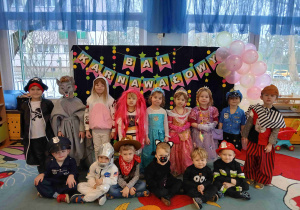 Oto Motylki przebrane za swoje ulubione postacie.